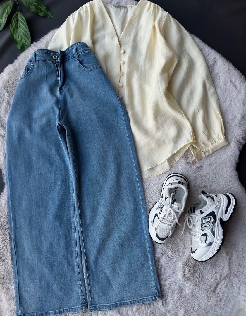 Denim & Top — ছবি ১