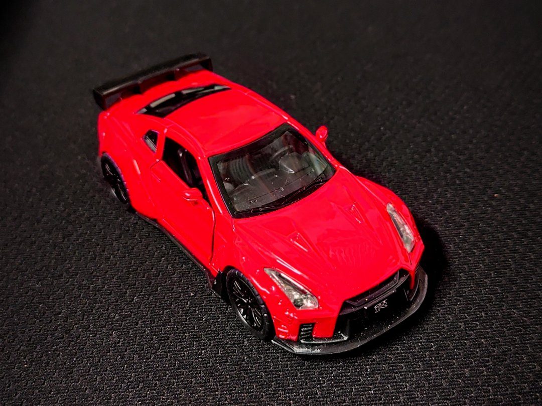Nissan GTR