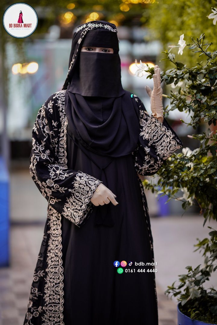 বেনারশি এম্ব্রোয়ডারি বোরকা আলাদা কোটি — ছবি ৪