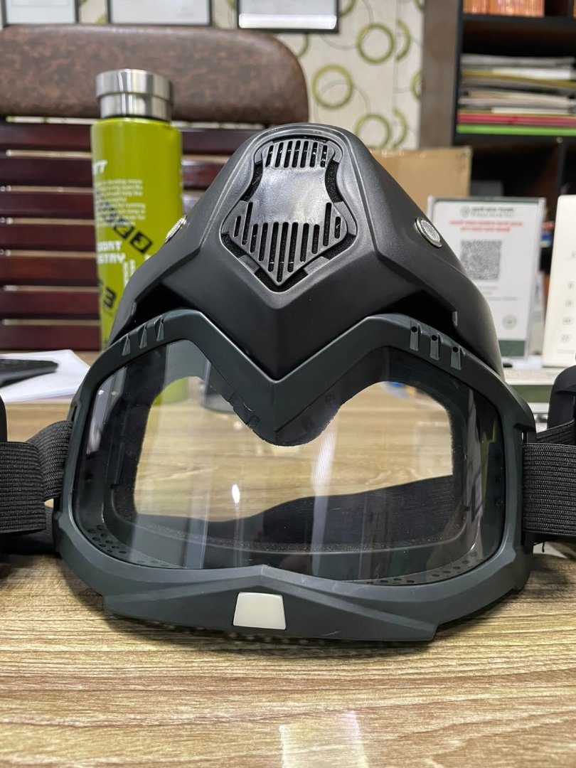 অ্যান্টি-ডাস্ট সেফটি গগলস মাস্ক (Anti-Dust Safety Goggles Mask)