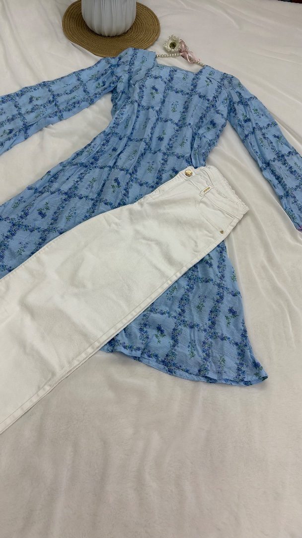 Blue Floral Tunic & Denim Pant Set — photo 6