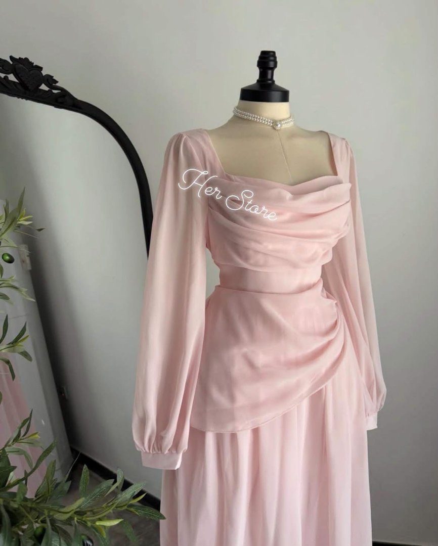 gown — photo 2