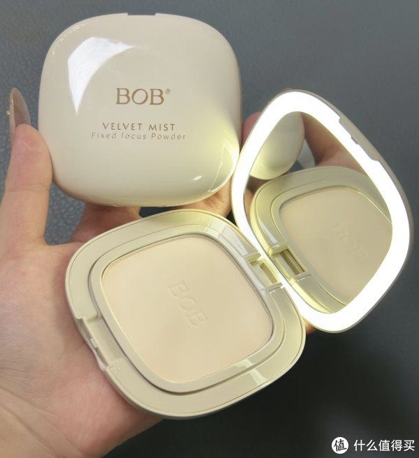 ✨ Premium Finish, মাত্র ৳৪৯৯! 🔥 | BOB Velvet Mist Powder 🤍 — ছবি ২