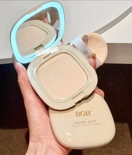 ✨ Premium Finish, মাত্র ৳৪৯৯! 🔥 | BOB Velvet Mist Powder 🤍 — ছবি ৭