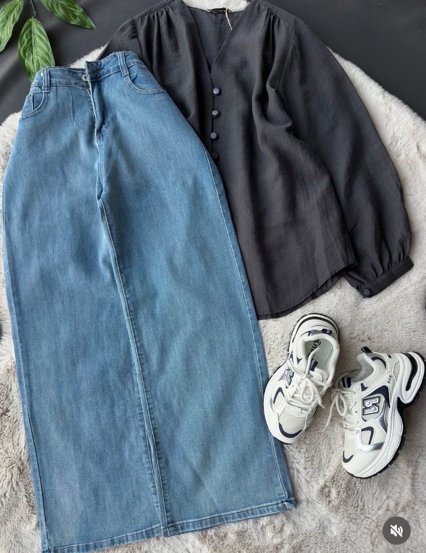 Denim & Top — ছবি ৭