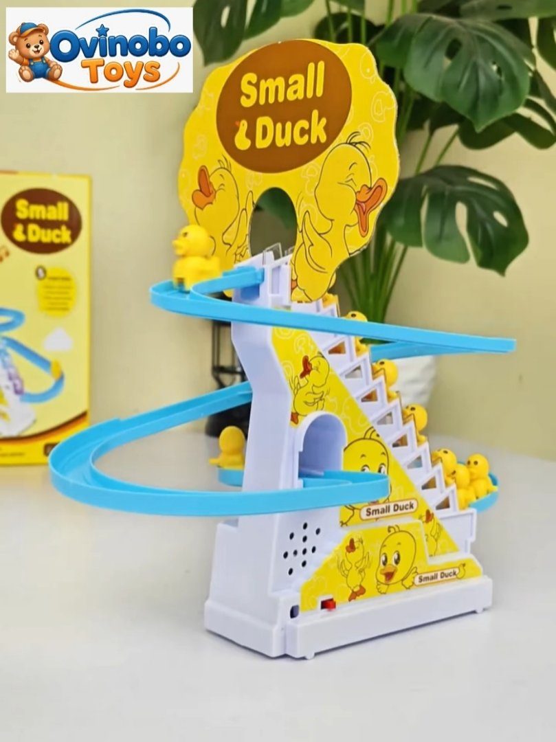🐤 Small Duck Climbing Stairs Toy – সোনামণিদের জন্য রিচার্জেবল মজার হাঁসের সিঁড়ি বেয়ে ওটার খেলনা! 🐤✨