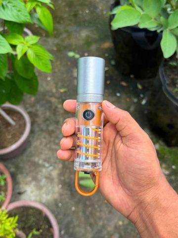 campain flash light with led display — Barqon